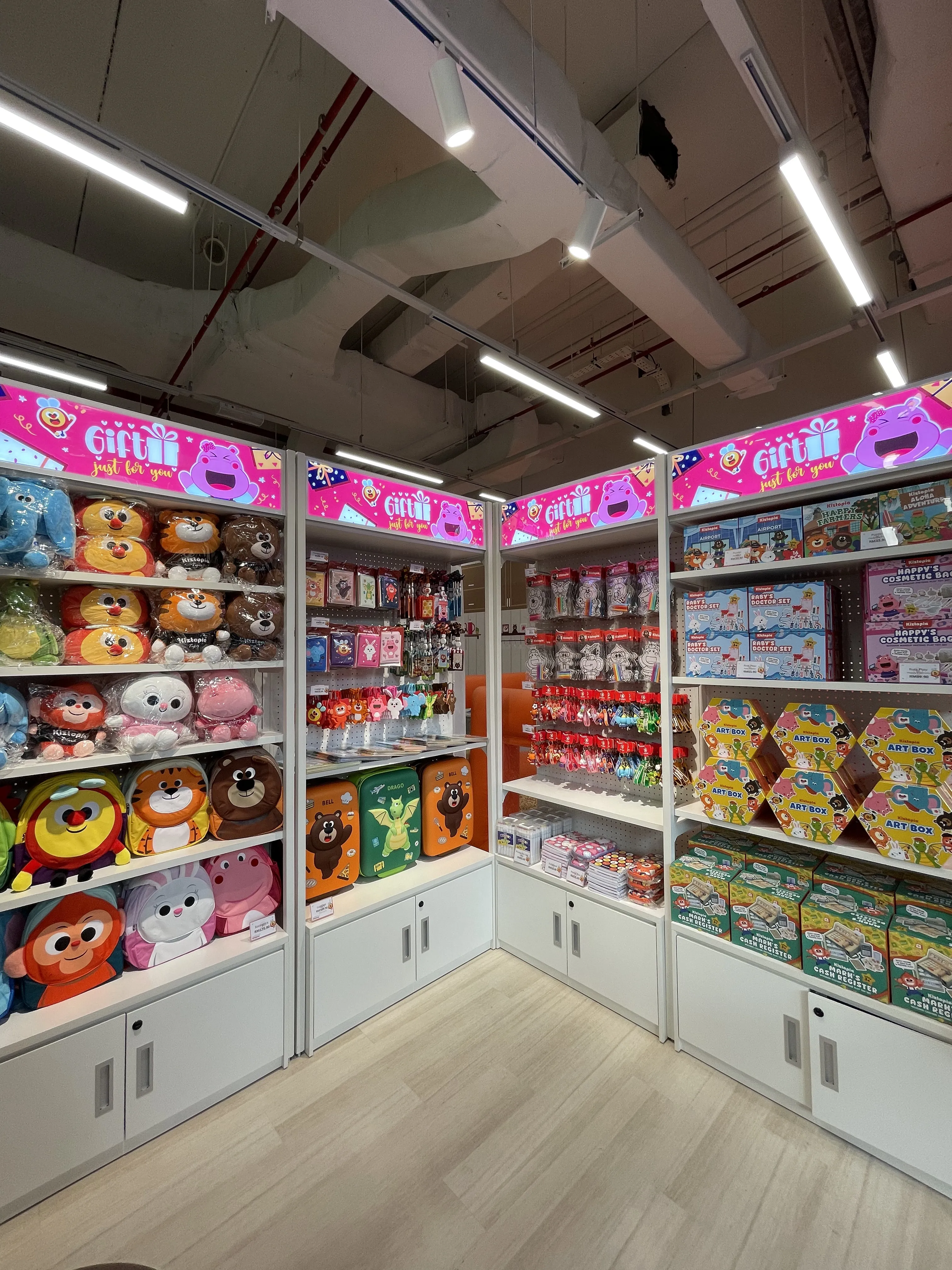 Happys Gift Shop